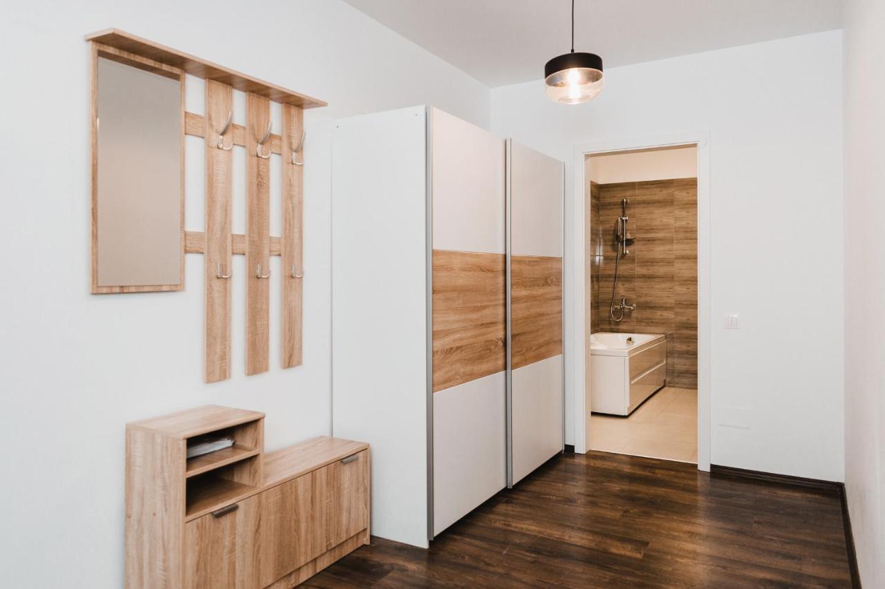 One Room Apart T3 With Free Parking Cluj Napoca Bagian luar foto