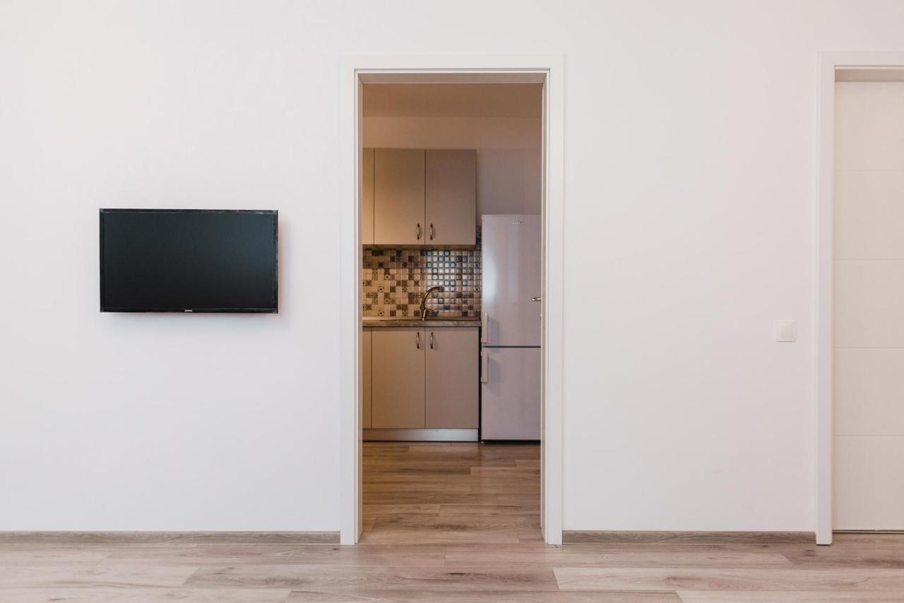 One Room Apart T3 With Free Parking Cluj Napoca Bagian luar foto
