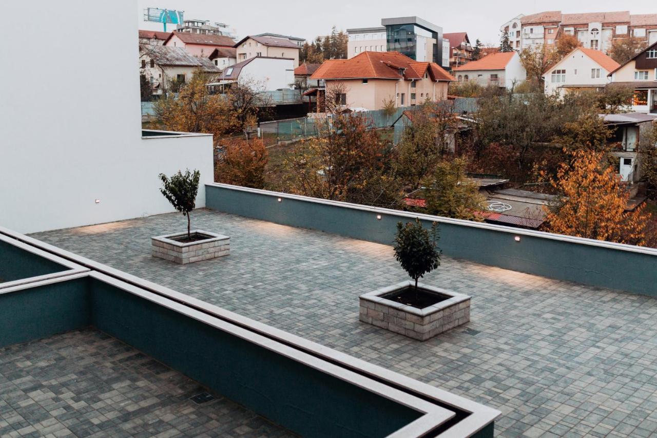 One Room Apart T3 With Free Parking Cluj Napoca Bagian luar foto